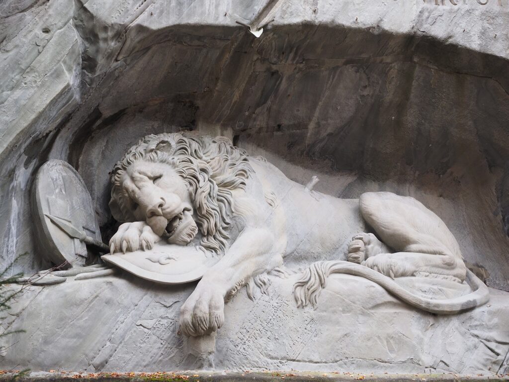 lion-monument-780009_1280