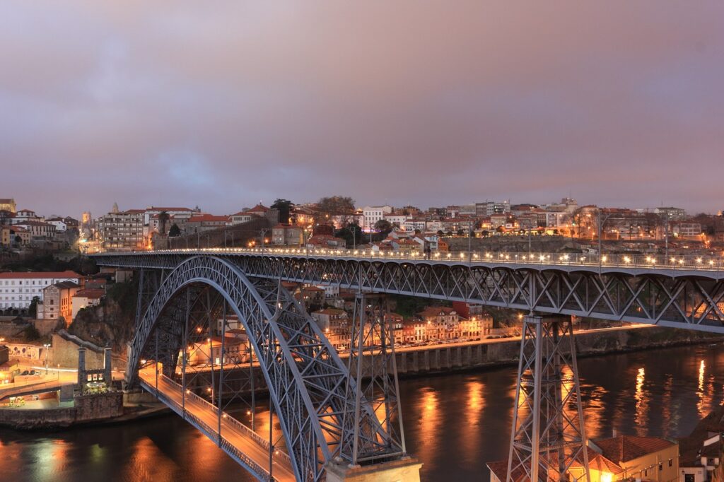 View of Dom Luís I Bridge spanning the Douro River in Porto